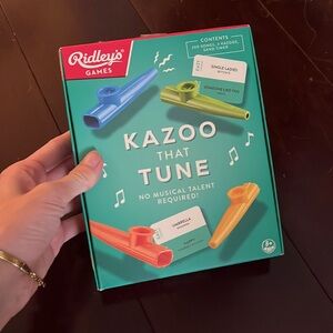 Kazoo that tune